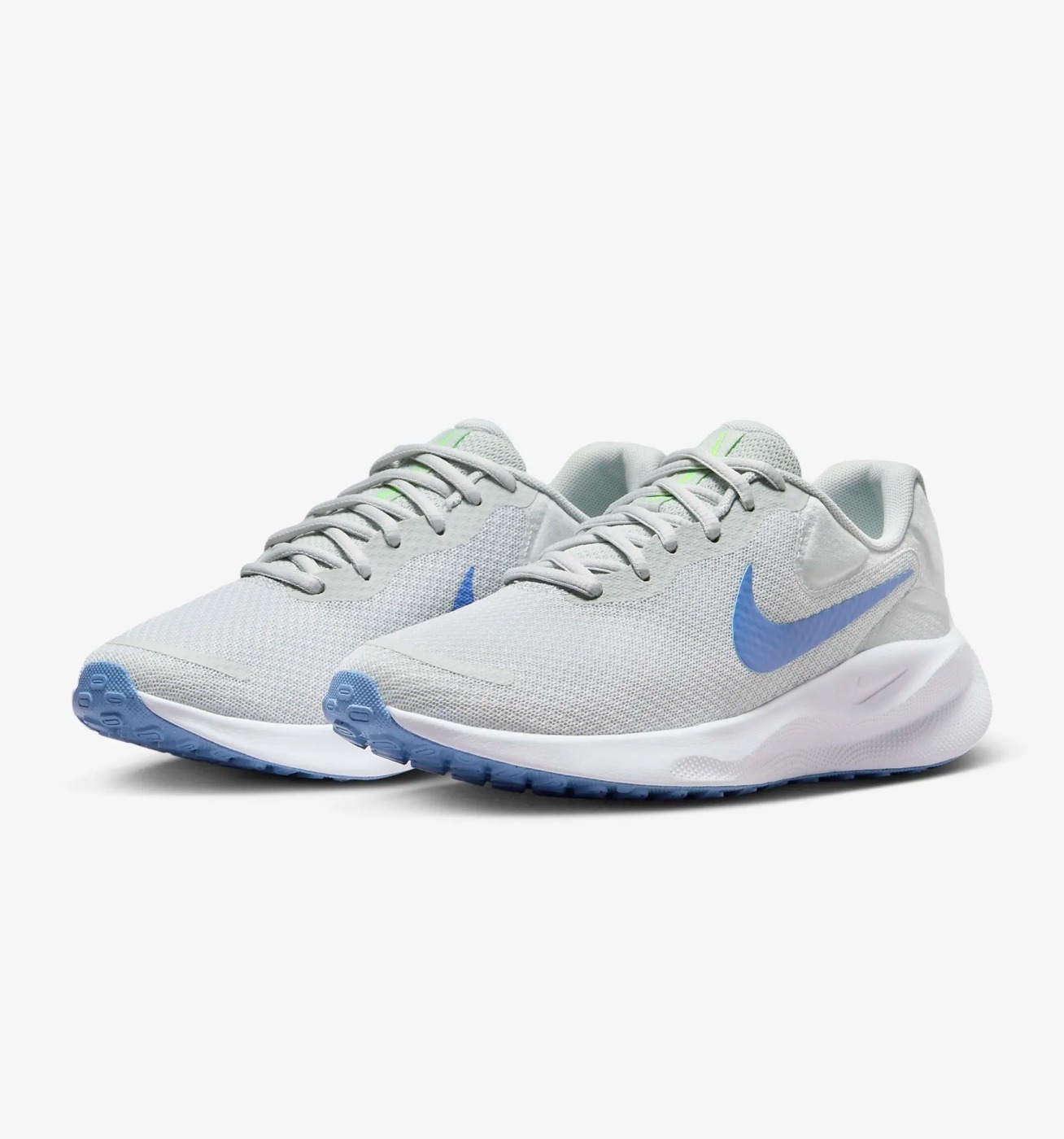 Nike revolution womens tennis shoes best sale